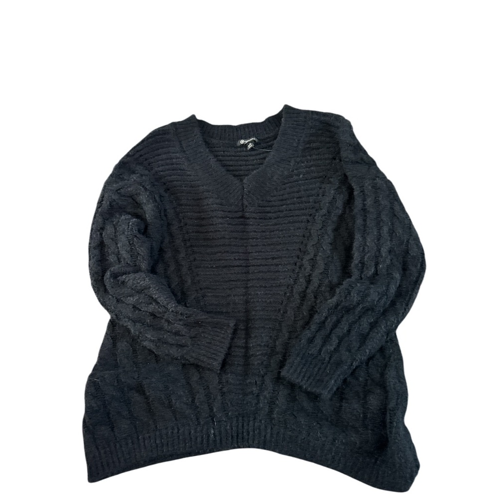 NWT Cable Knit Soft Black V Neck Over Sized Sweater Women’s Size Small‎